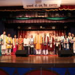 Pt.Vidyadhar Vyas,Smt.Suneera Kasliwal Vyas,Shri Subhash Vyas with teachers and associates of The Vyas Academy